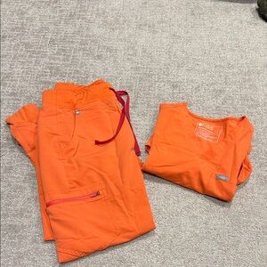 FIGS Scrubs Sunset Orange SMALL